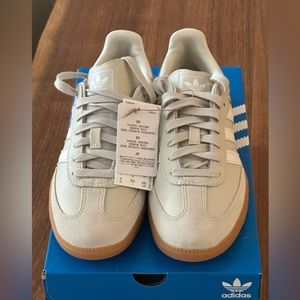 Adidas samba OG women’s beige size 8